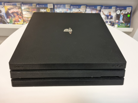 PlayStation 4 Pro PS4 Pro 1TB Używana PlayStation 4 Pro PS4 Pro 1TB Używana