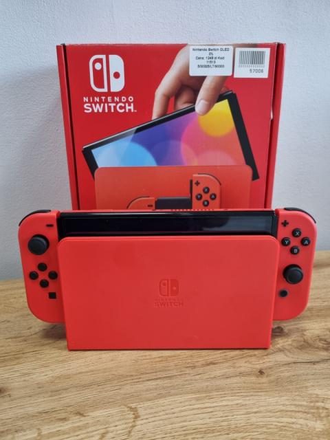 Nintendo Switch OLED Mario Edition + Karta pamięci 128 GB | W pudełku | Używany Nintendo Switch OLED Mario Edition + Karta pamięci 128 GB | W pudełku | Używany