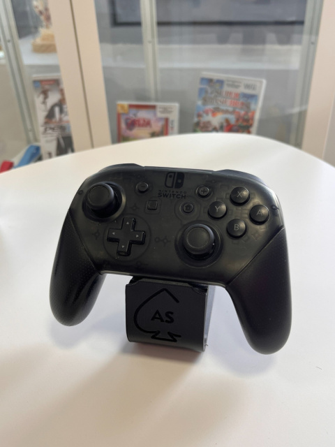 Pro Controller Nintendo Switch | z pudełkiem | Używany Pro Controller Nintendo Switch | z pudełkiem | Używany