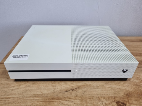 Xbox One S 500 GB z napędem | Używany Xbox One S 500 GB z napędem | Używany