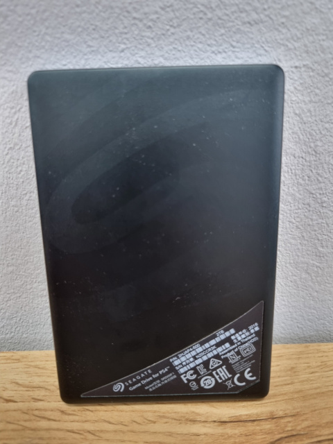 Dysk do PS4 SEAGATE Game Drive 2TB HDD Używany Dysk do PS4 SEAGATE Game Drive 2TB HDD Używany